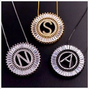 ❌❌SOLD❌❌AUSTRIAN CRYSTALS INITIAL “O” SILVER NECKLACE